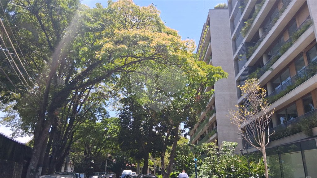 Loja à venda ou para alugar em Cidade Jardim, São Paulo, SP