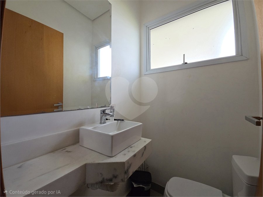 Casa à venda com 4 quartos, sendo 1 suíte, no condomínio Village Ipanema 2, Araçoiaba da Serra - SP