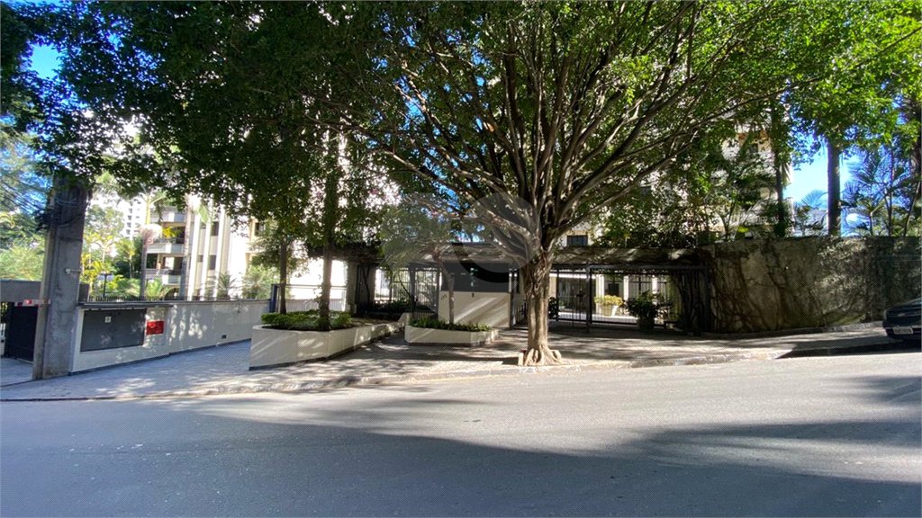 Apartamento à venda com 3 suítes em Vila Andrade, São Paulo, SP