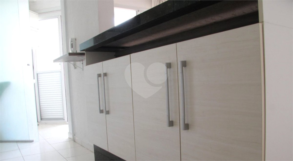 Apartamento à venda com 2 quartos, sendo 1 suíte,  em Vila Endres, Guarulhos, SP