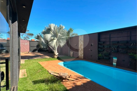Casa à venda com 4 quartos, sendo 2 suítes, em Residencial Ponta Porã II, Ponta Porã, MS