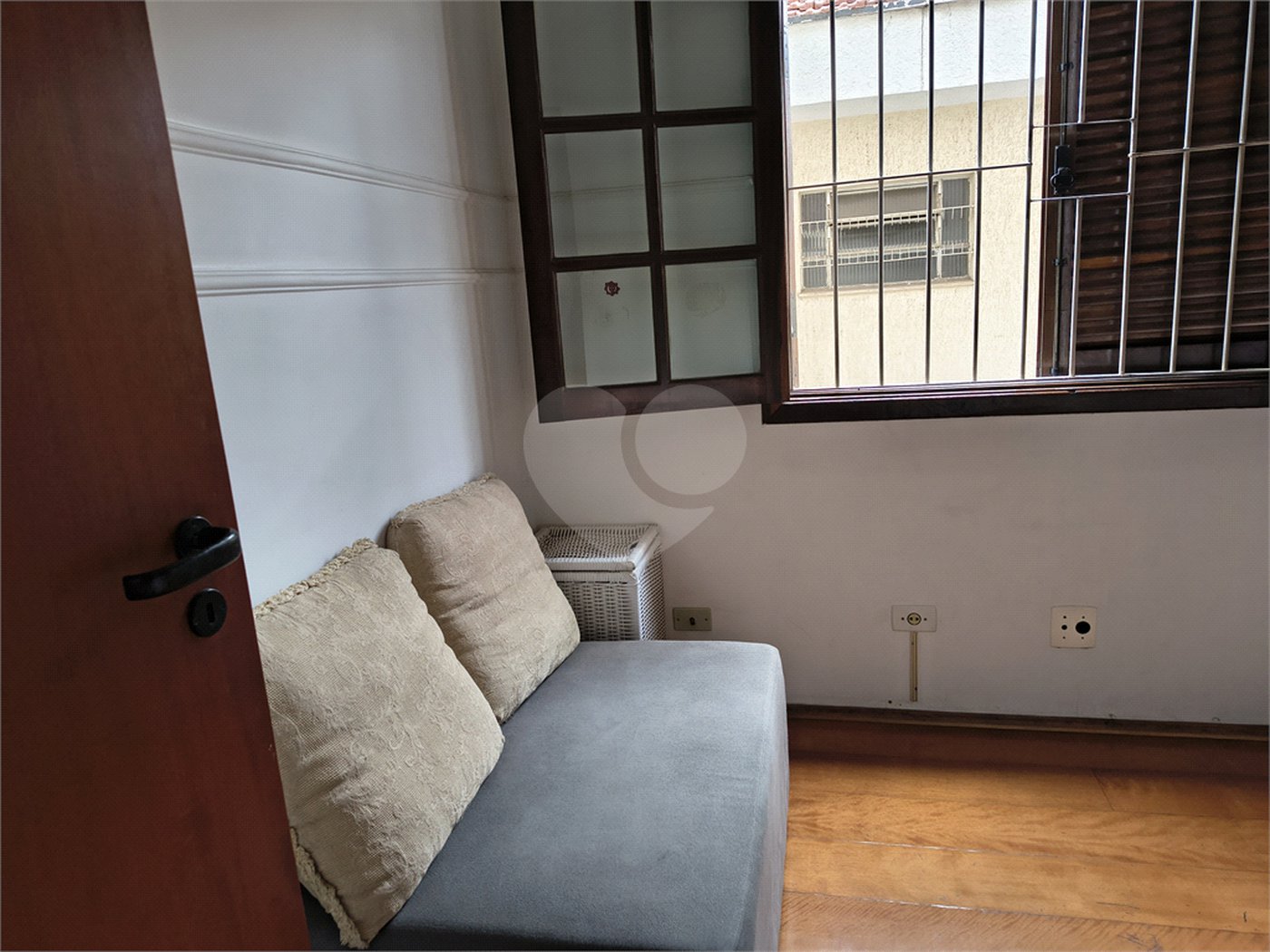 Sobrado à venda com 3 quartos, sendo 1 suíte, em Tremembé, São Paulo, SP