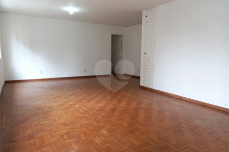 Apartamento à venda com 3 quartos, sendo 1 suíte, em Pinheiros, São Paulo, SP