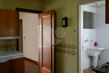 Apartamento à venda com 3 quartos, sendo 1 suíte, em Alto da Boa Vista, São Paulo, SP