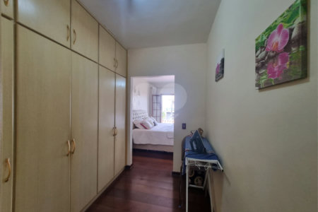 Sobrado à venda com 3 quartos, sendo 1 suíte,  em Vila Trujillo, Sorocaba, SP