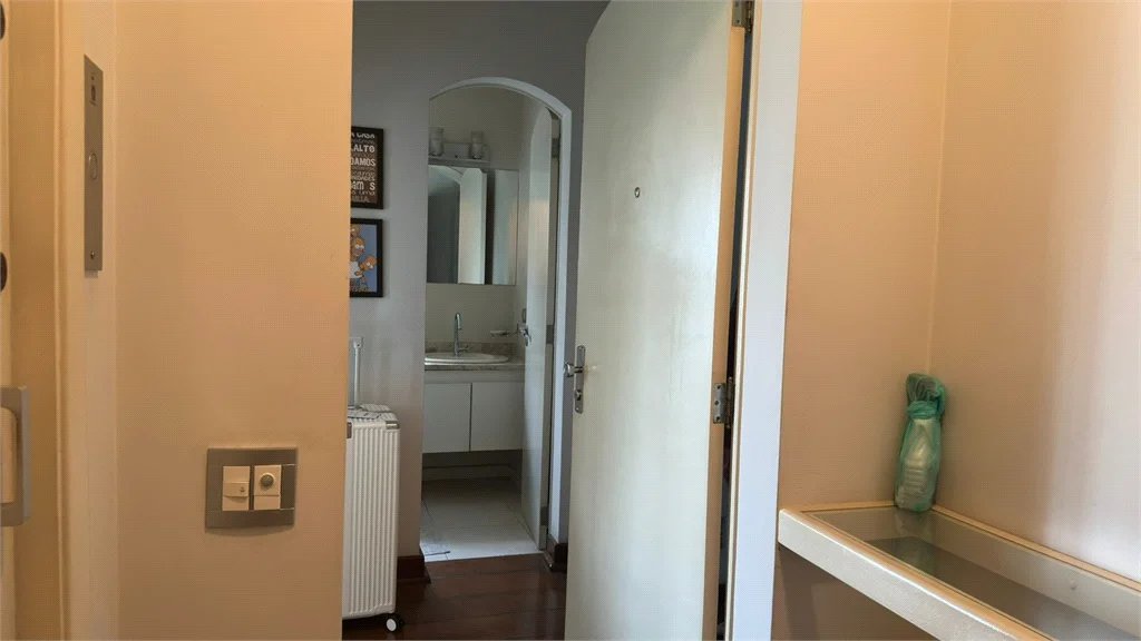 Apartamento à venda com 3 quartos, sendo 1 suíte, em Vila Andrade, São Paulo, SP