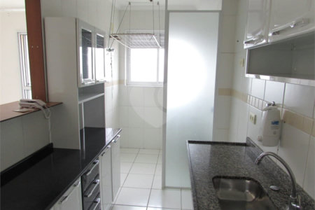 Apartamento à venda com 2 quartos em Vila Cruz das Almas, São Paulo, SP