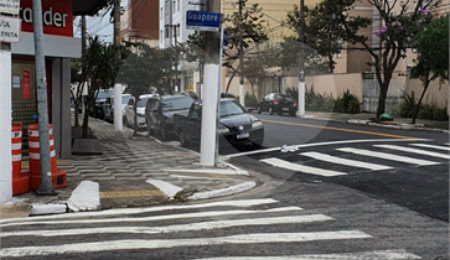 Prédio à venda em Bom Retiro, São Paulo, SP