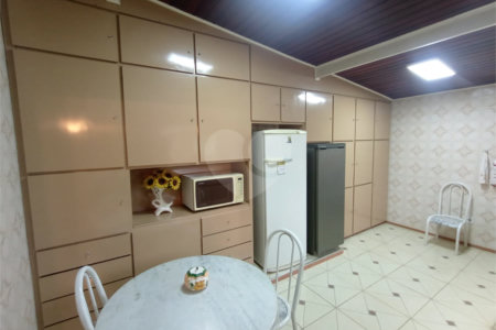 Casa à venda com 4 quartos, sendo 3 suítes,  no Centro, Itapetininga, SP