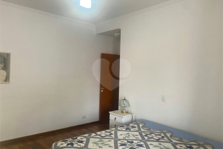 Casa à venda com 5 quartos, sendo 3 suítes, no condomínio Zuleika Jabour, Salto - SP