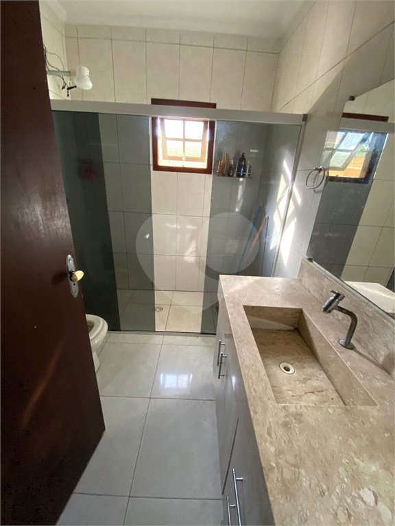 Sobrado à venda com 4 quartos em Jardim Santa Luzia de Poa, Itaquaquecetuba, SP