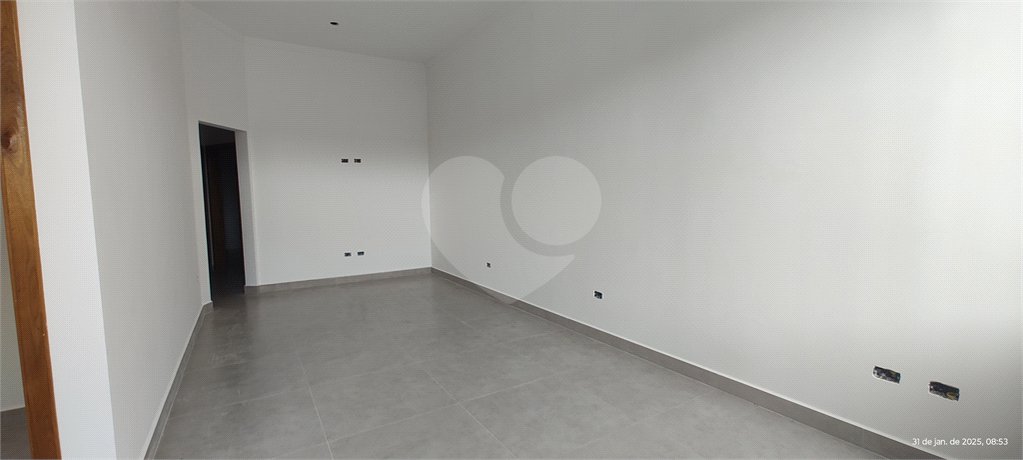 Casa Térrea à venda com 3 quartos, sendo 1 suíte,  em Nova Cerejeira, Atibaia, SP