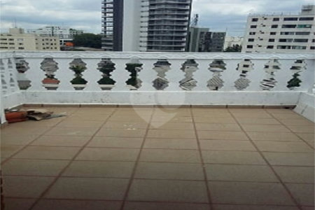 Sobrado à venda com 3 quartos, sendo 1 suíte, em Alto da Lapa, São Paulo, SP