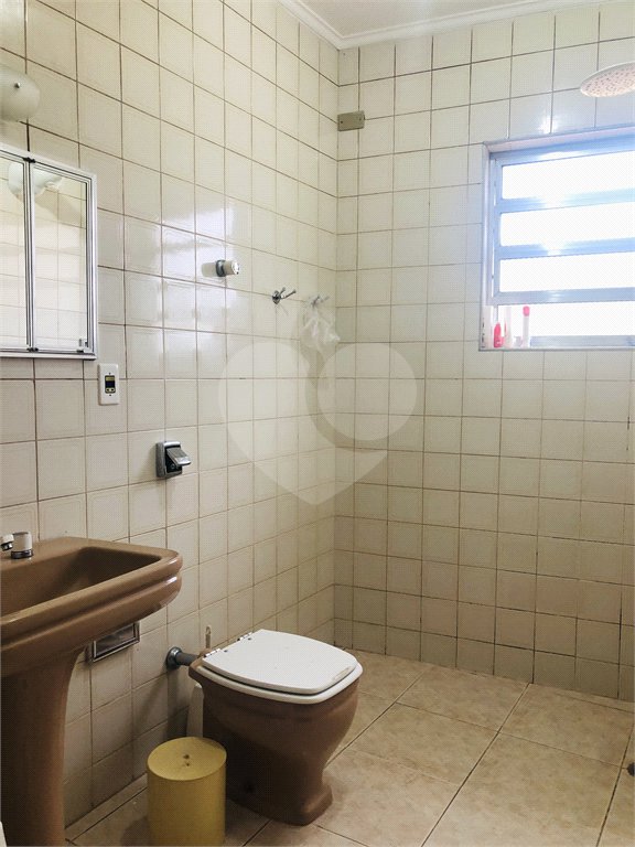 Sobrado à venda com 3 quartos, sendo 1 suíte, em Vila Romero, São Paulo, SP