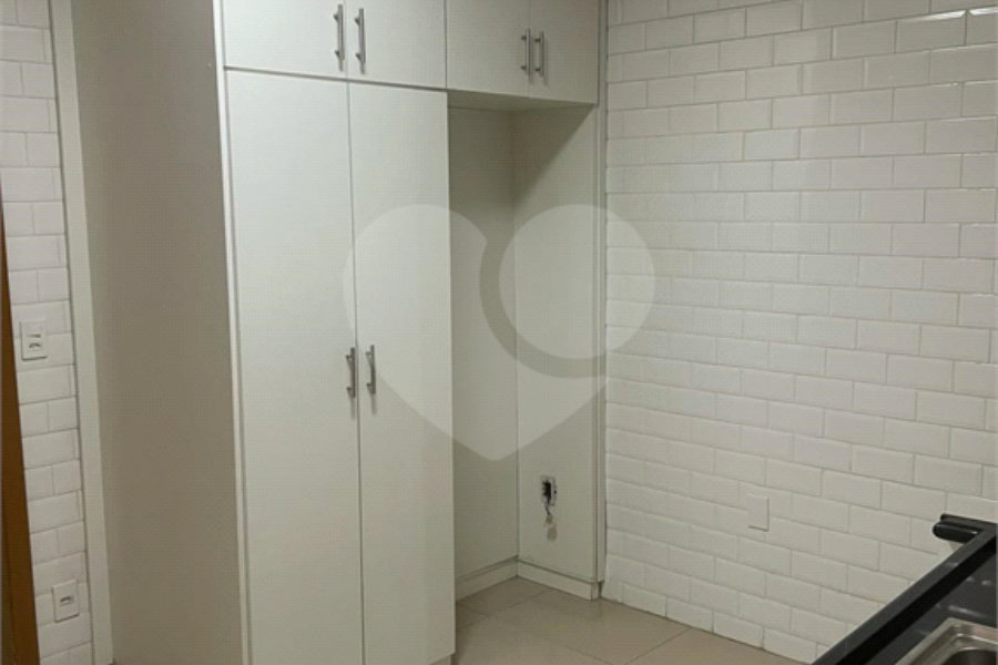 Sobrado à venda com 2 quartos, sendo 1 suíte, em Parque Edu Chaves, São Paulo, SP