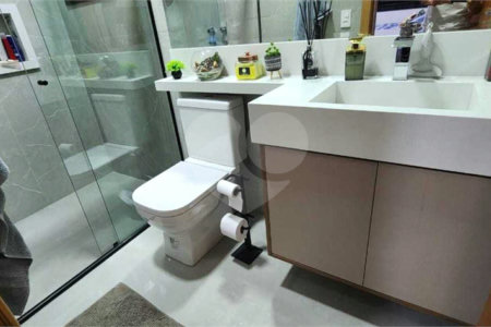 Casa à venda com 3 quartos, sendo 1 suíte, no condomínio Horto Florestal Villagio, Sorocaba - SP