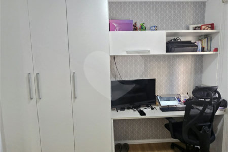 Apartamento à venda com 3 quartos, sendo 1 suíte,  em Jardim das Vertentes, São Paulo, SP
