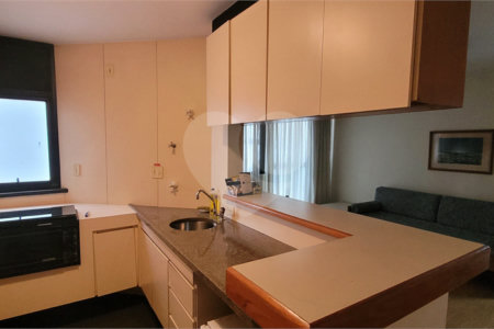 Apartamento à venda com 1 quarto em Campo Belo, São Paulo, SP