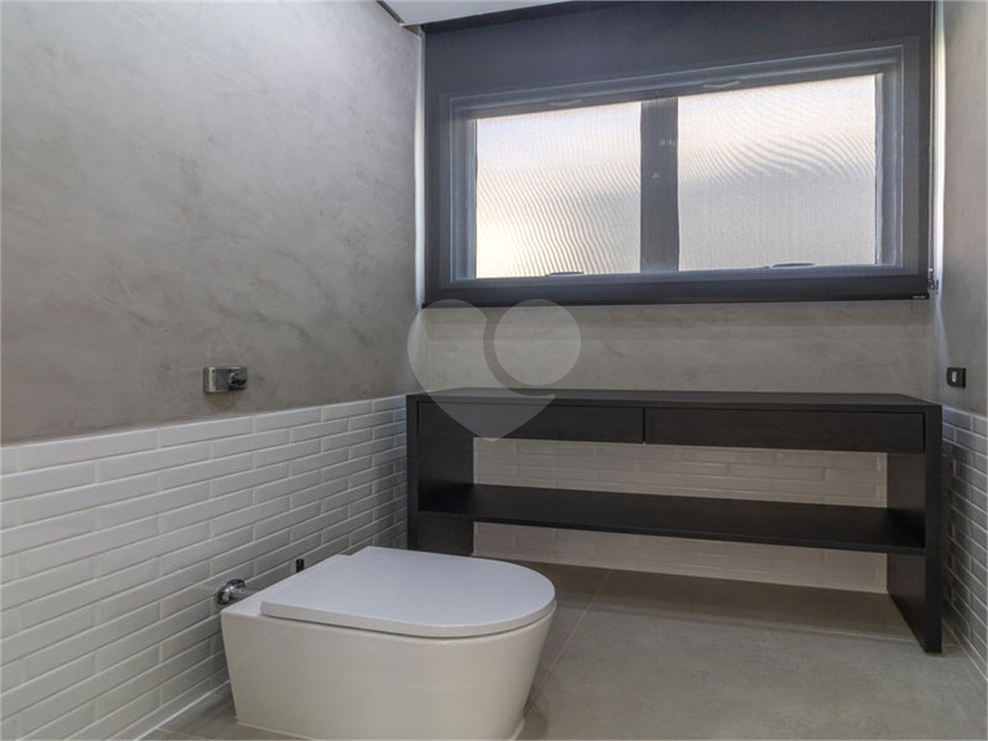 Casa à venda com 3 suítes no condomínio Parque Imperial da Cantareira, Mairiporã - SP