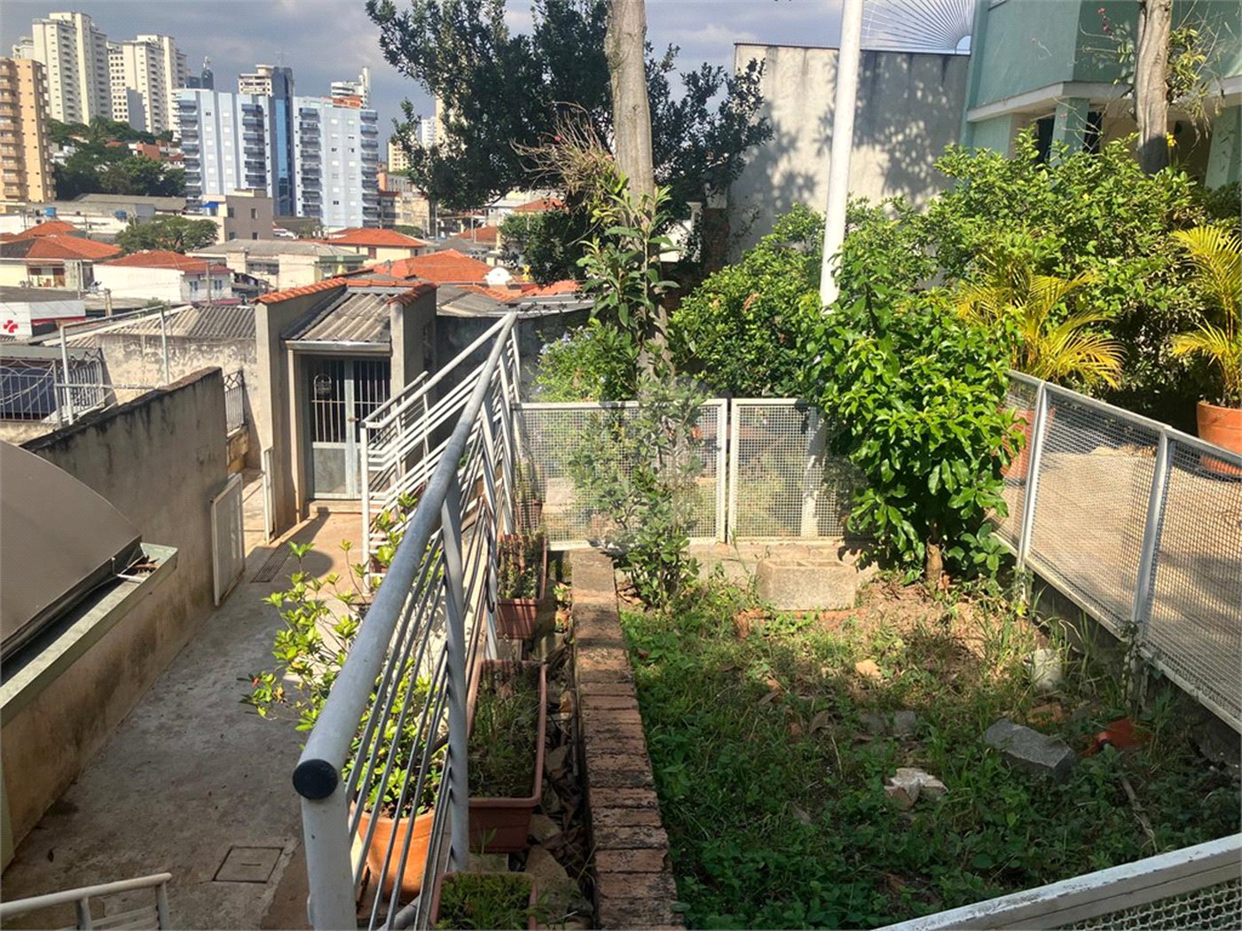Sobrado à venda com 5 quartos, sendo 4 suítes,  em Vila Aurora (zona Norte), São Paulo, SP