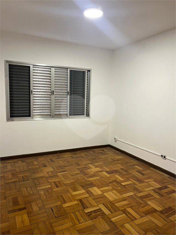 Casa à venda com 5 quartos, sendo 3 suítes,  em Jardim Bonfiglioli, São Paulo, SP