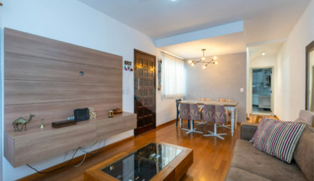 Sobrado à venda com 3 quartos, sendo 1 suíte,  em Vila Morse, São Paulo, SP