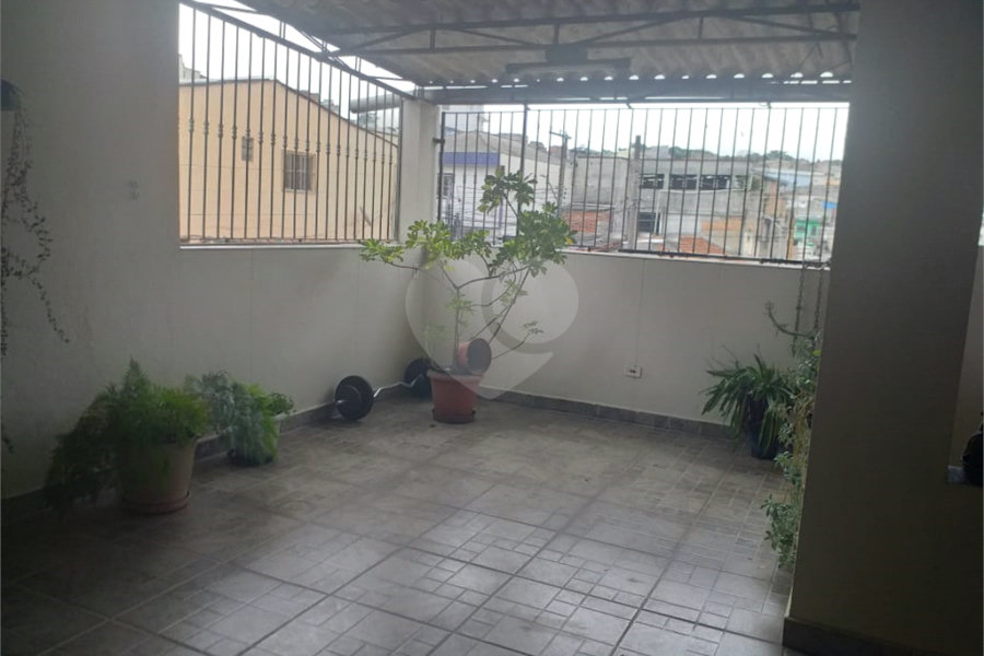 Casa Térrea à venda com 4 quartos em Imirim, São Paulo, SP
