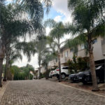 Casa à venda com 3 quartos, sendo 1 suíte,  no condomínio Village St. Louis, São Paulo - SP