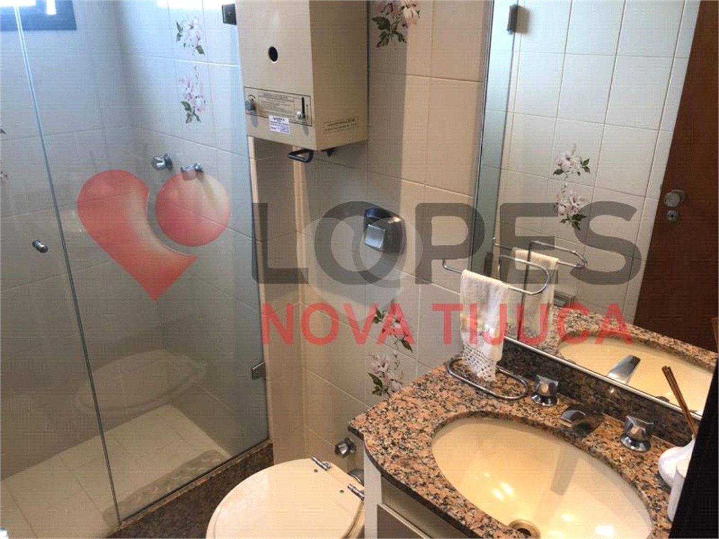 Cobertura à venda com 3 quartos, sendo 2 suítes, em Tijuca, Rio de Janeiro, RJ