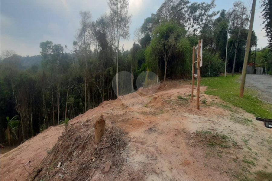 Terreno à venda no condomínio Alpes da Cantareira, Mairiporã - SP