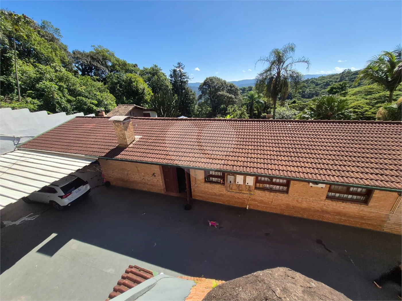 Casa Térrea à venda com 4 quartos, sendo 2 suítes, em Roseira, Mairiporã, SP