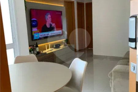 Apartamento à venda com 3 quartos, sendo 1 suíte, em Jardim Petrópolis, São José dos Campos, SP