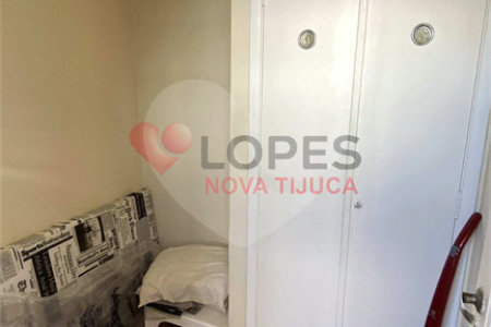 Apartamento à venda com 3 quartos, sendo 1 suíte, em Tijuca, Rio de Janeiro, RJ