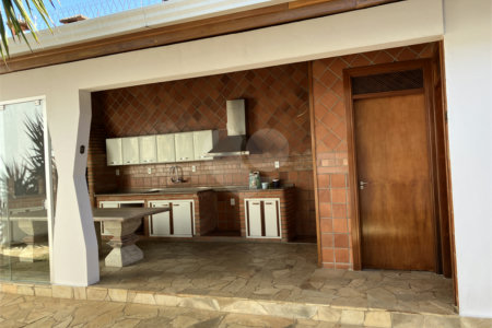Casa à venda com 3 suítes em Jardim Pagliato, Sorocaba, SP