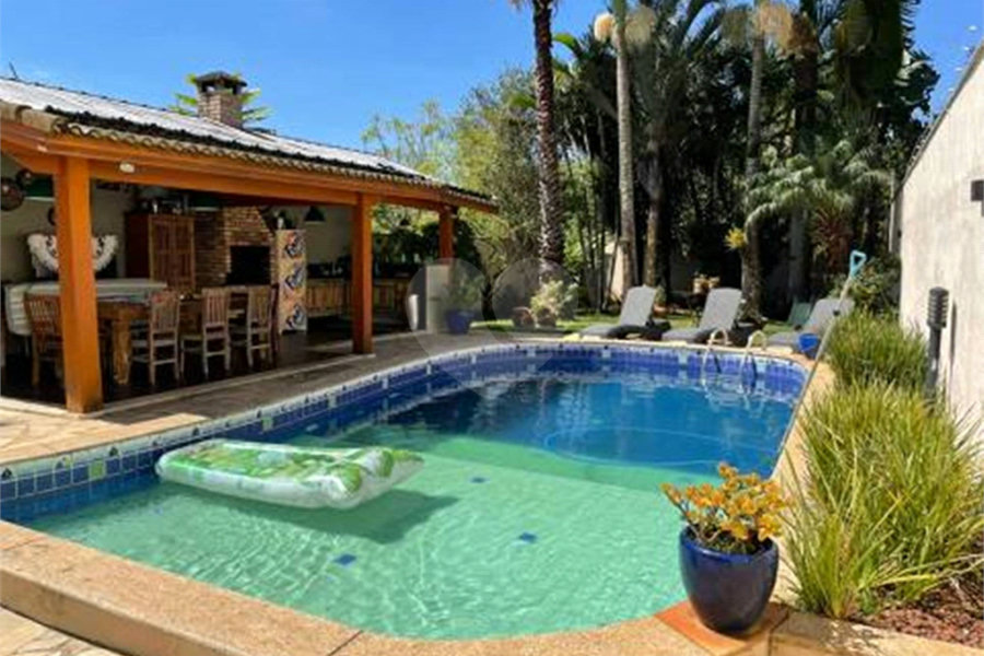 Casa à venda com 4 suítes em Jardim Floresta, São Paulo, SP
