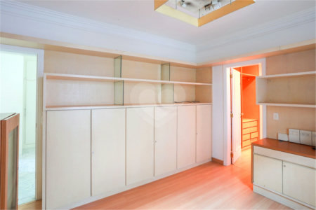 Casa à venda ou para alugar com 4 suítes em Jardim Panorama, São Paulo, SP