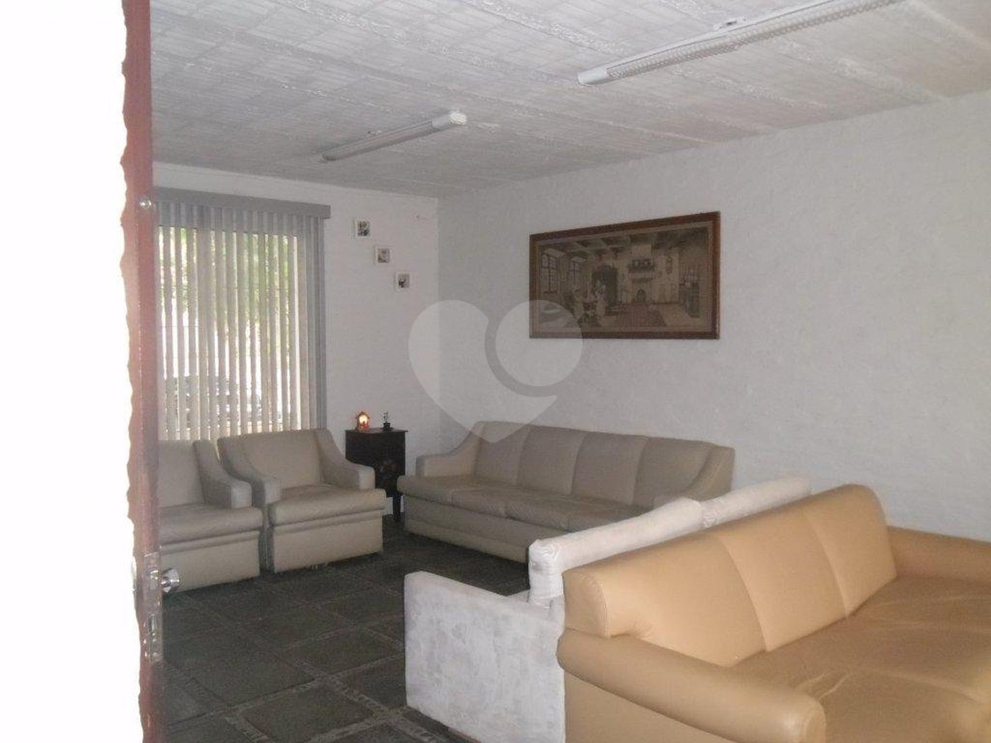 Sobrado à venda com 8 quartos, sendo 2 suítes, em Campo Belo, São Paulo, SP