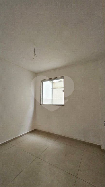Casa à venda com 4 quartos, sendo 3 suítes, no condomínio Grand Park, Rio de Janeiro - RJ