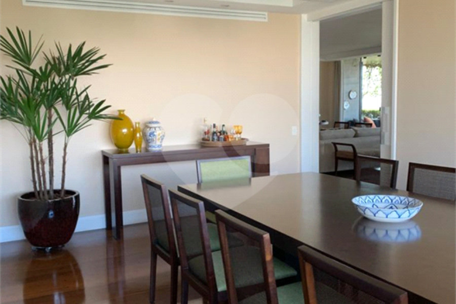 Apartamento à venda com 4 suítes em Morumbi, São Paulo, SP