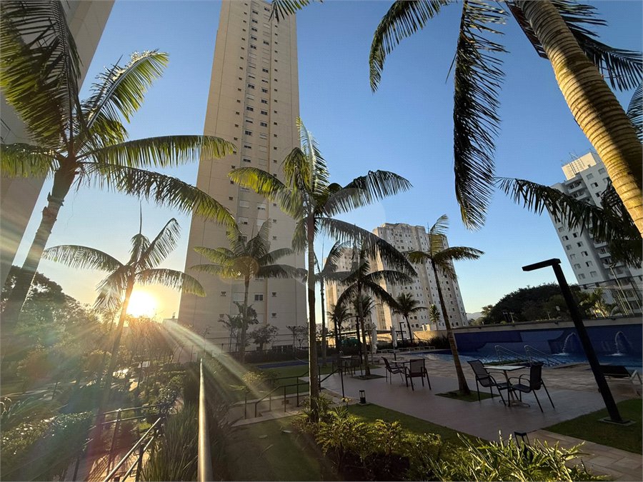 Apartamento à venda com 2 quartos, sendo 1 suíte,  em Jardim Leonor Mendes de Barros, São Paulo, SP