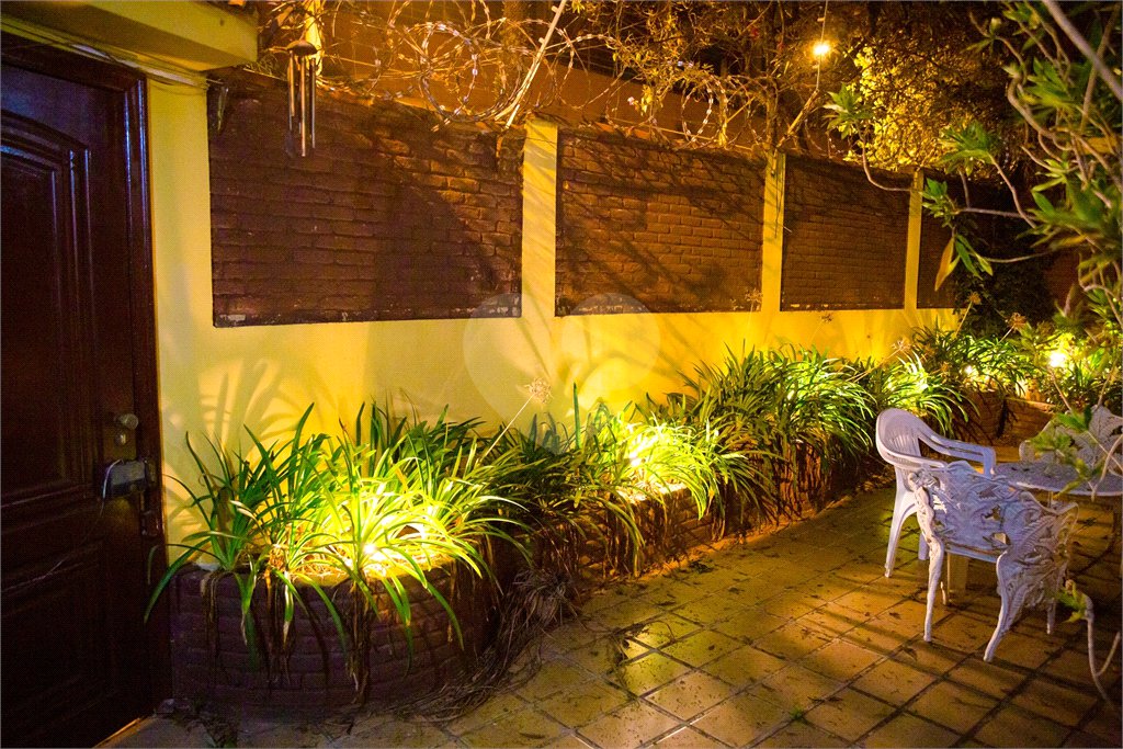 Casa Térrea à venda com 4 quartos, sendo 1 suíte,  em Super Quadra Morumbi, São Paulo, SP