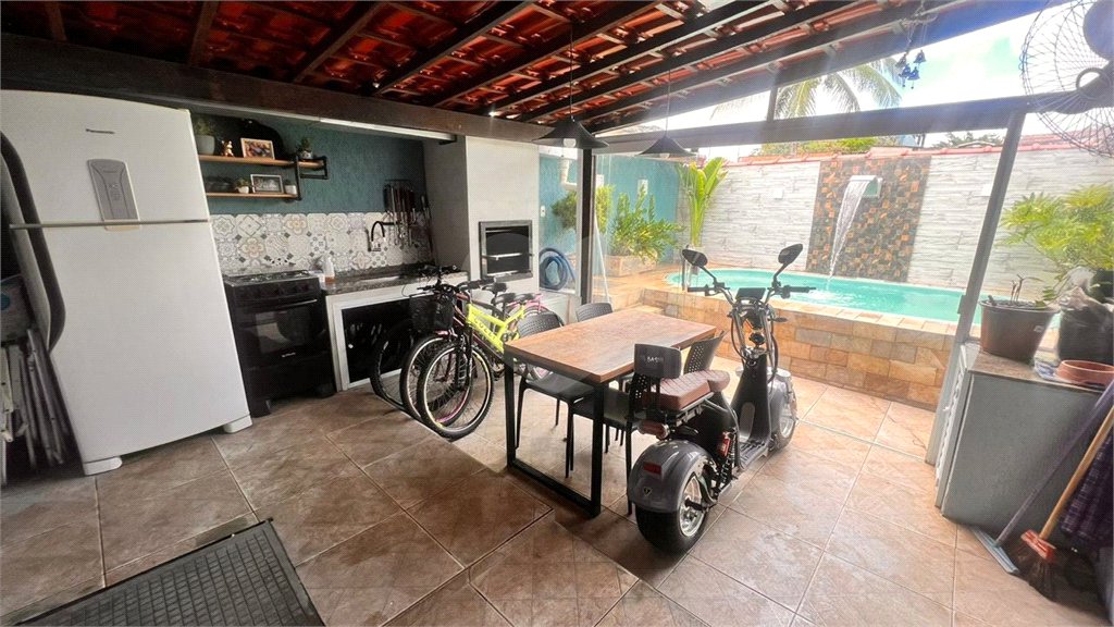 Casa à venda com 3 quartos em Cosmos, Rio de Janeiro, RJ