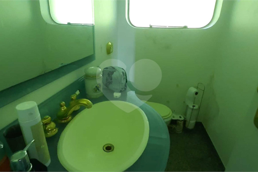 Casa à venda com 4 suítes no condomínio Parque Imperial da Cantareira, Mairiporã - SP