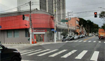 Prédio à venda em Bom Retiro, São Paulo, SP