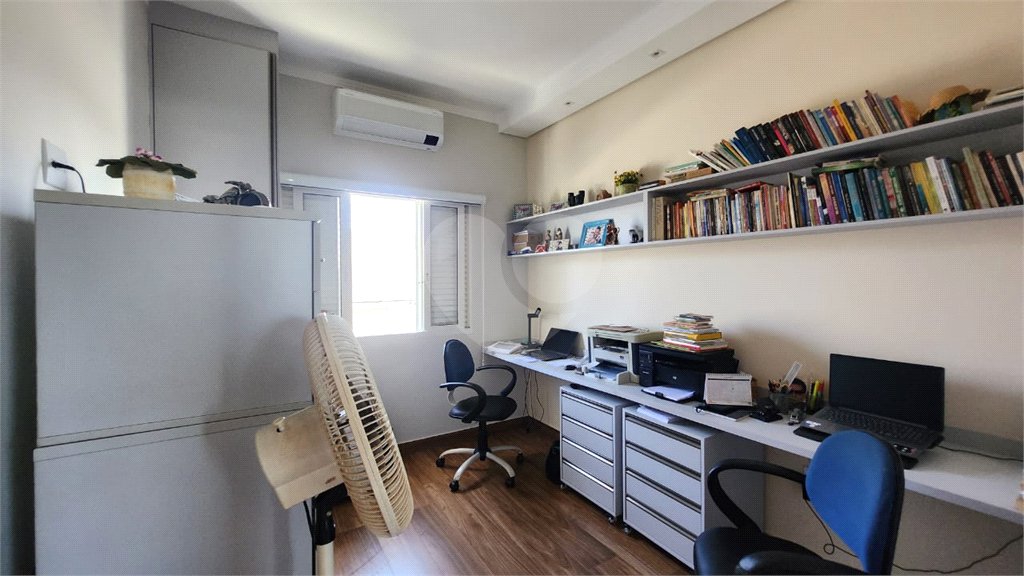 Casa à venda com 3 quartos, sendo 2 suítes, em Residencial Village Damha, Araraquara, SP
