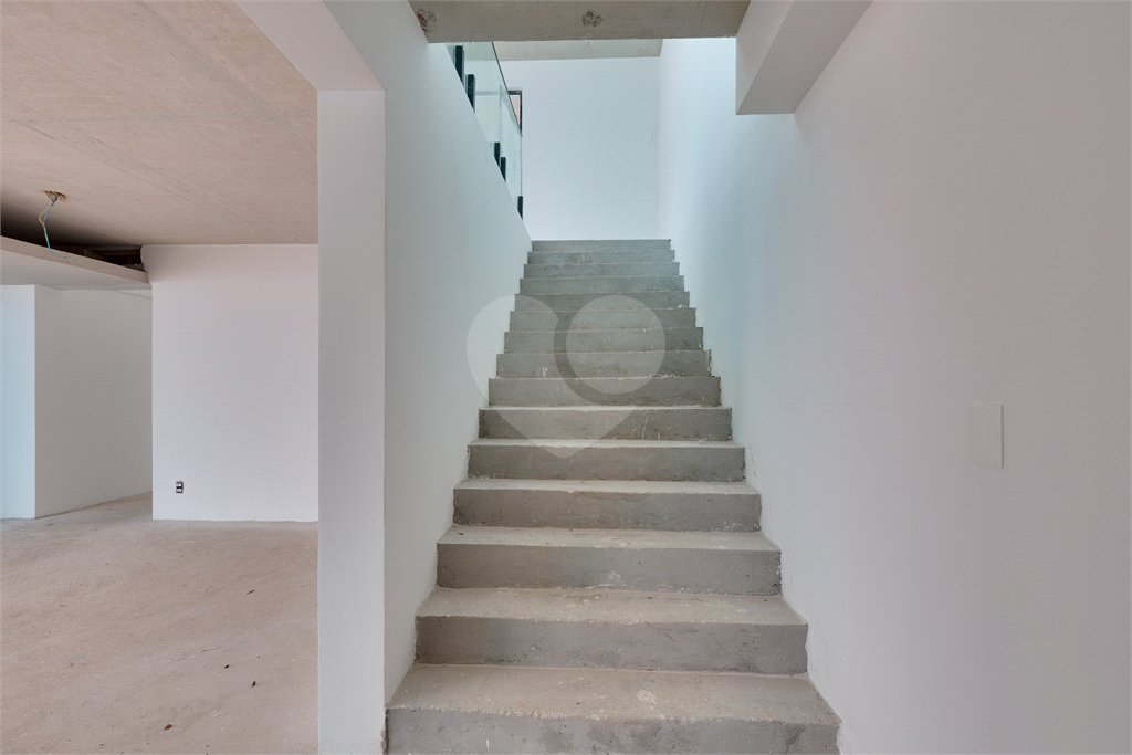 Casa à venda com 3 suítes no condomínio Residencial Heron 140, São Paulo - SP