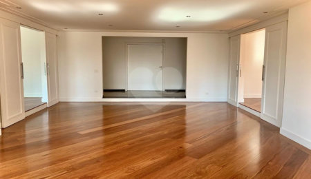 Apartamento à venda com 4 suítes em Jardim Marajoara, São Paulo, SP