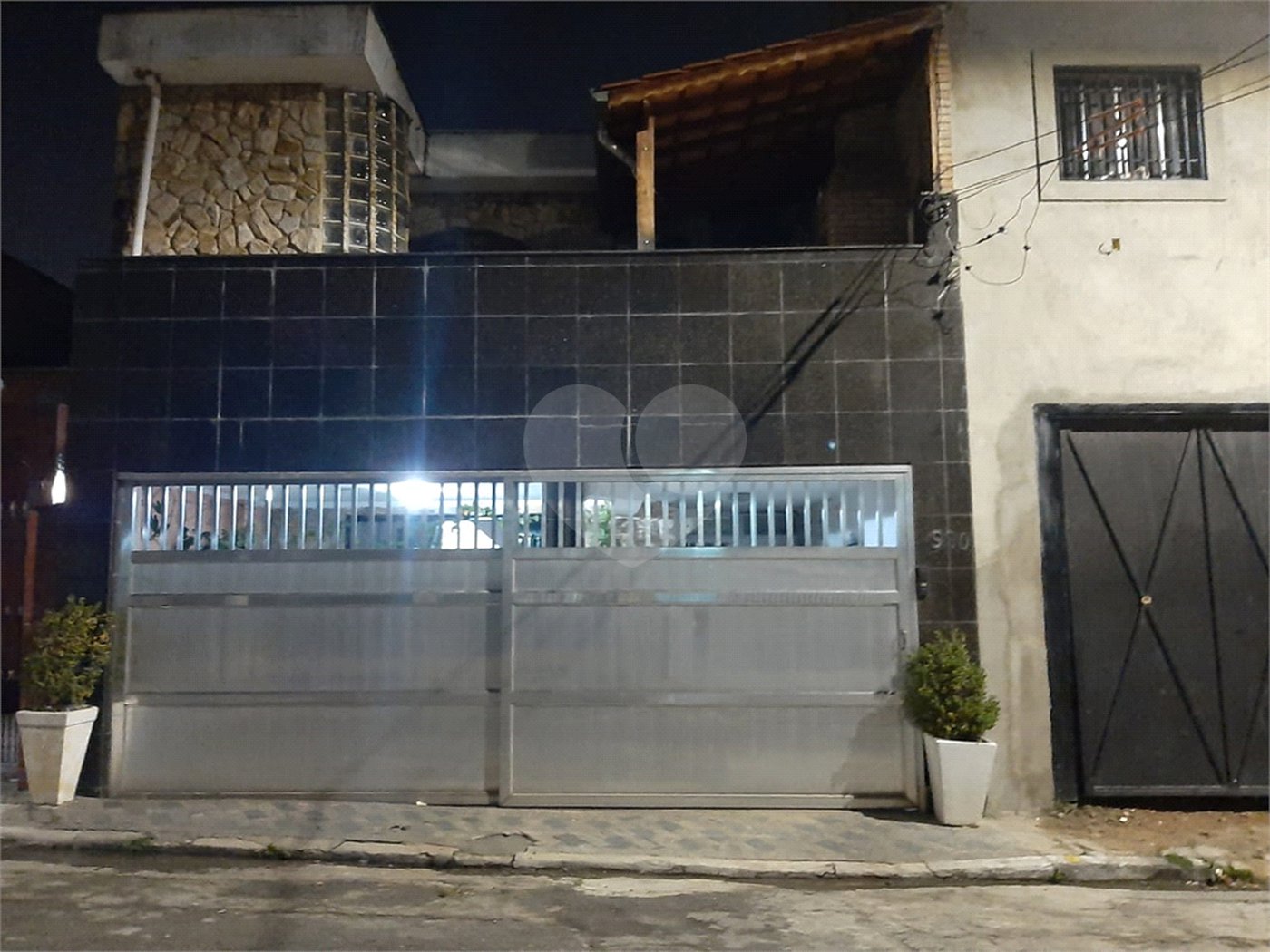 Sobrado à venda com 3 quartos, sendo 2 suítes,  em Vila Gustavo, São Paulo, SP