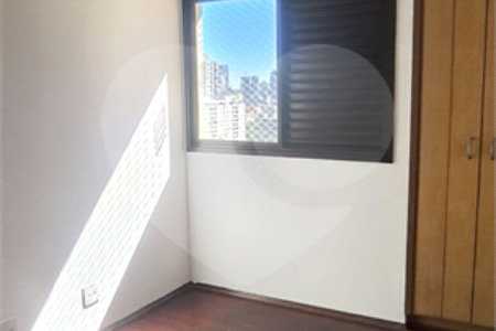 Apartamento à venda com 3 quartos, sendo 1 suíte, em Pinheiros, São Paulo, SP