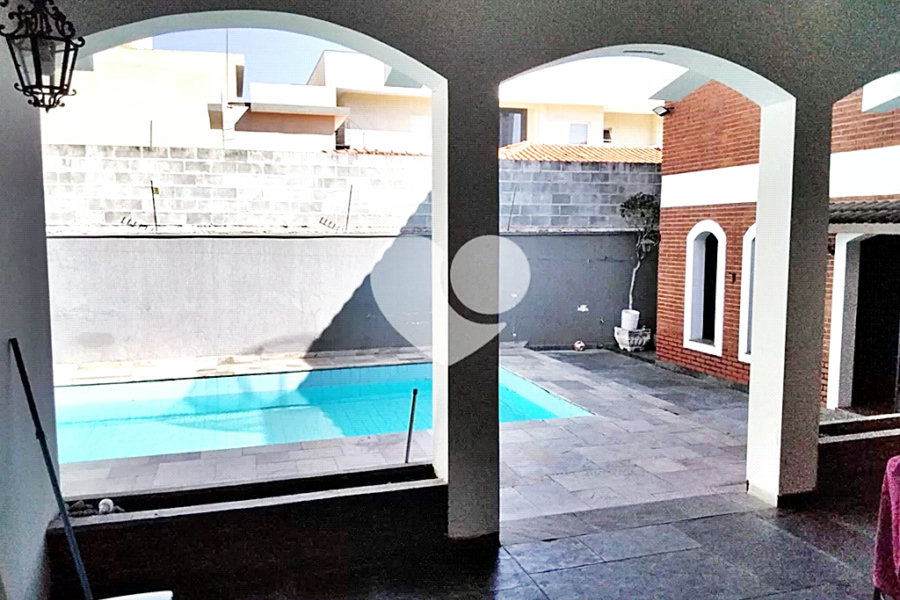 Sobrado à venda com 4 quartos, sendo 2 suítes, em Santana, São Paulo, SP